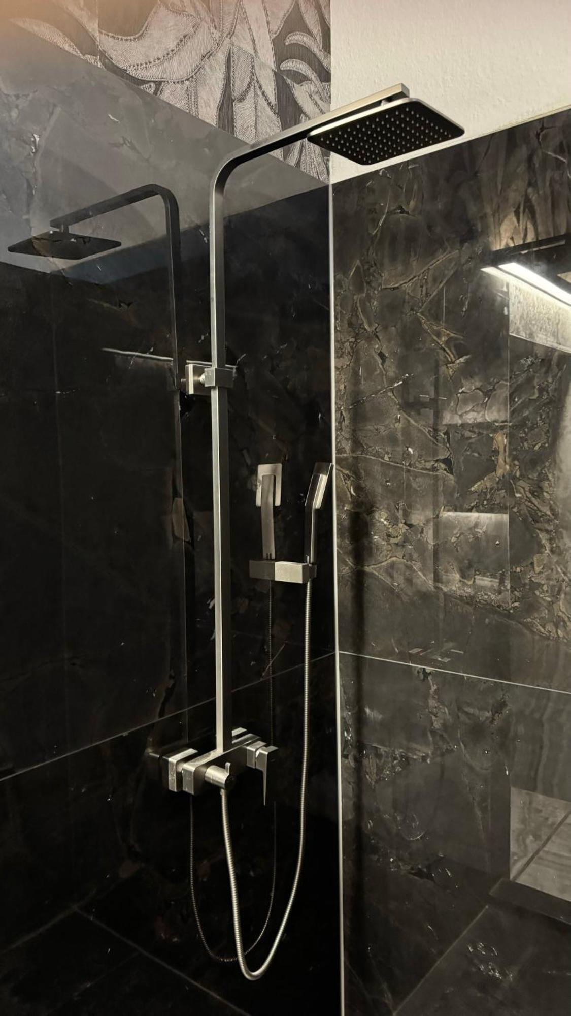 Appartement Exklusives Designer-apartment In Altbogenhausen Hochwertige Ausstattung Fuer Hoechste Ansprueche München