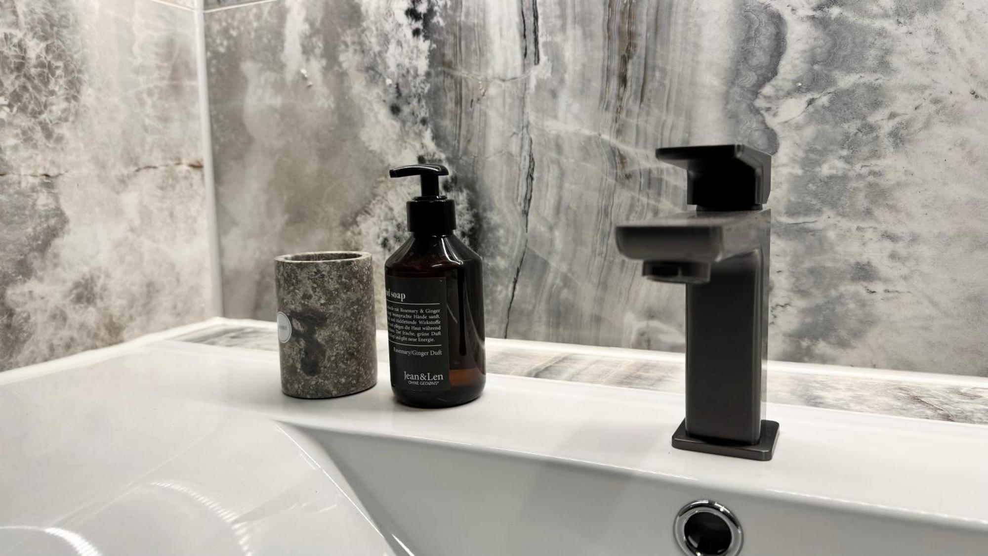 Exklusives Designer-apartment In Altbogenhausen Hochwertige Ausstattung Fuer Hoechste Ansprueche Appartement