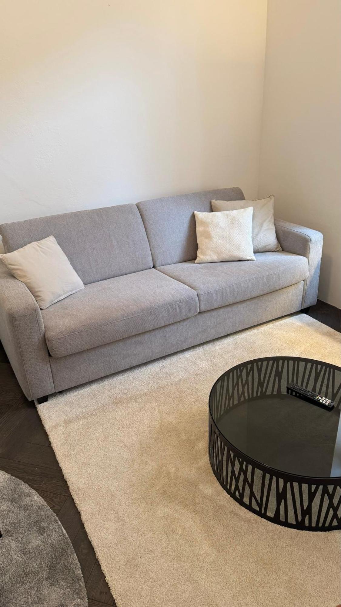 Exklusives Designer-apartment In Altbogenhausen Hochwertige Ausstattung Fuer Hoechste Ansprueche *