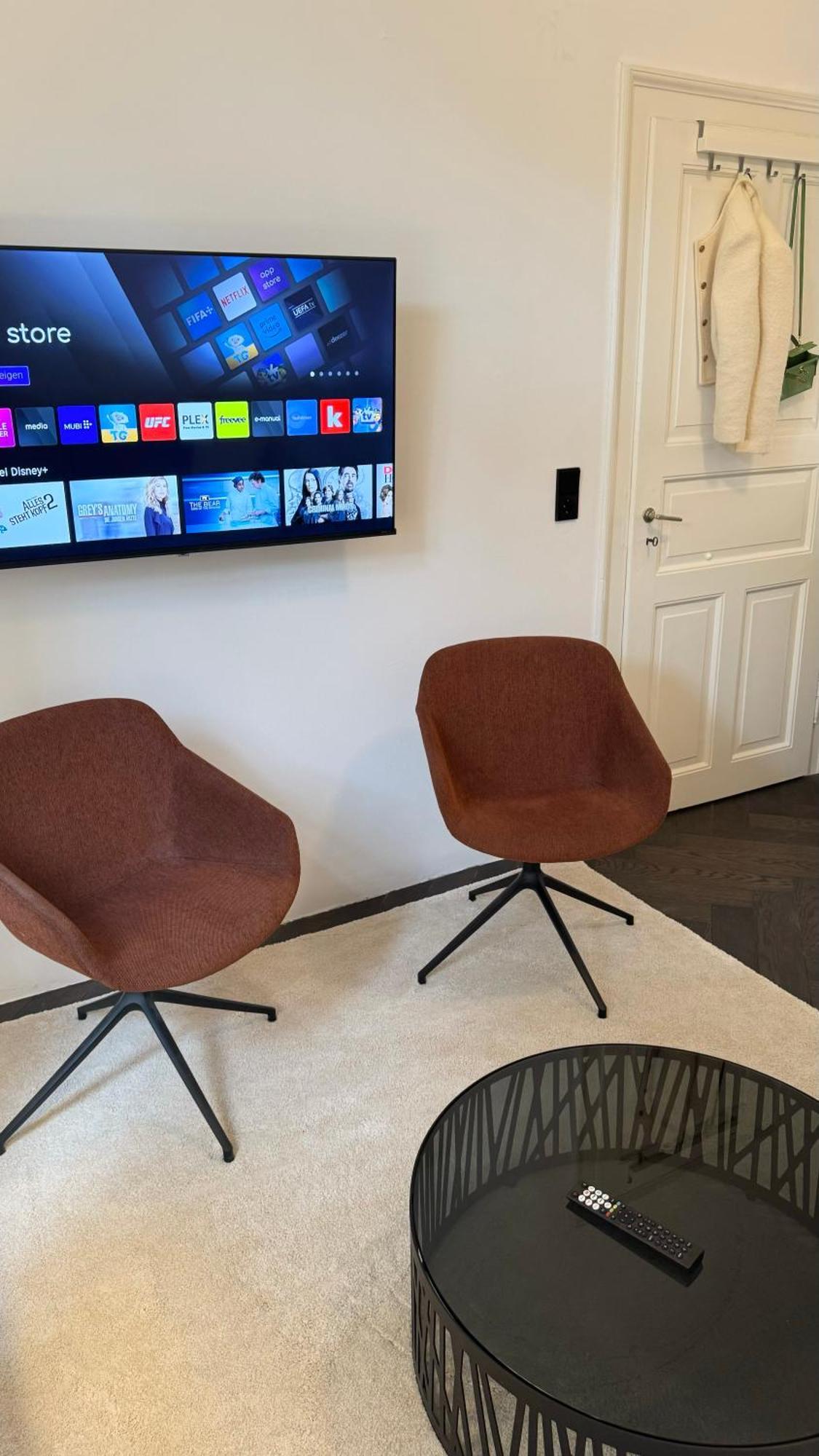 Exklusives Designer-apartment In Altbogenhausen Hochwertige Ausstattung Fuer Hoechste Ansprueche *