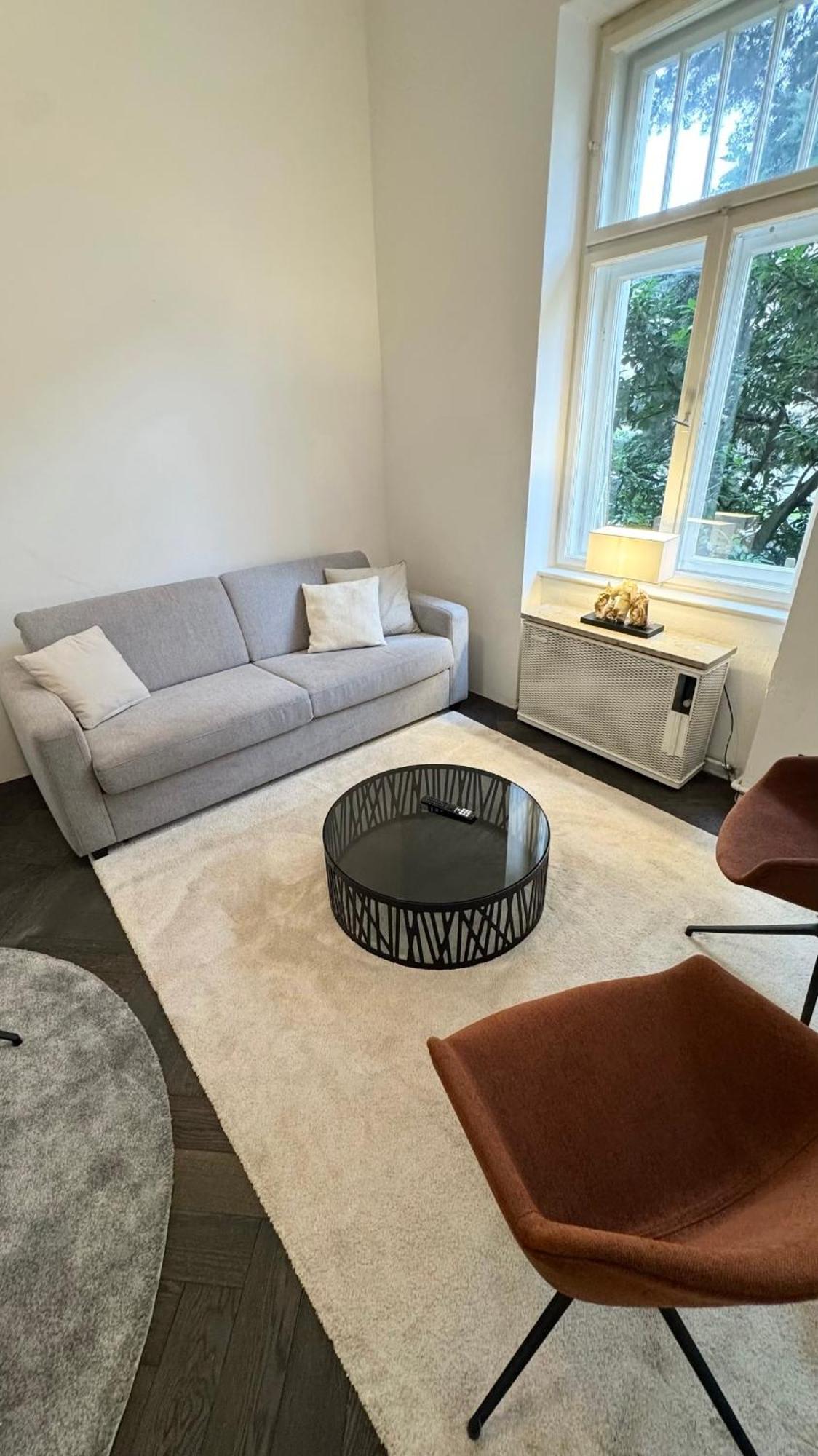 Exklusives Designer-apartment In Altbogenhausen Hochwertige Ausstattung Fuer Hoechste Ansprueche München